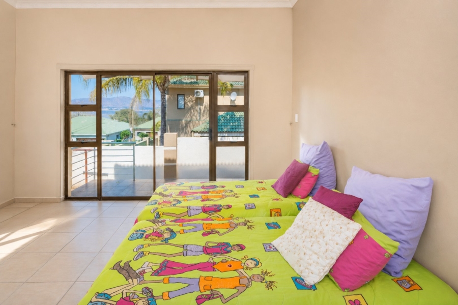 4 Bedroom Property for Sale in Kosmos Ridge North West